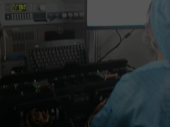 Equipaggiamento di prova per caricabatterie con adattatore di alimentazione del produttore